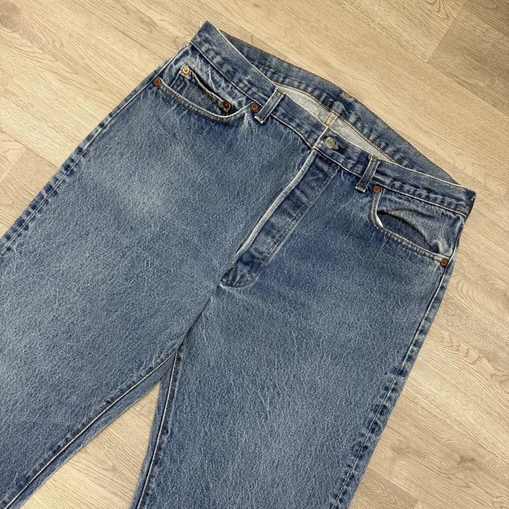 Vintage 1983 Levi's 501 Jeans Mens 34x32 Blue USA Made Button Fly Red Tab